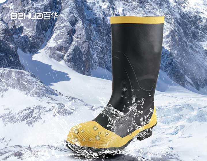 雨靴又土又丑？這樣穿讓你雨天依舊帥氣逼人！