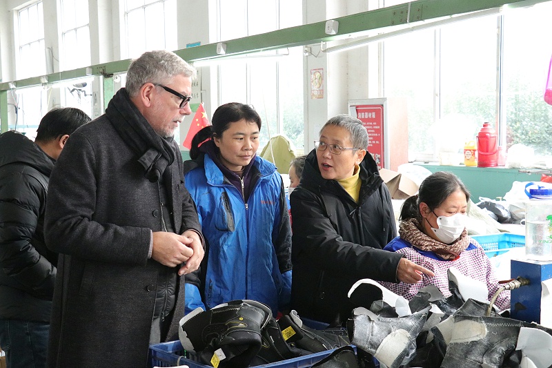 國外客戶來訪，共謀合作新篇章